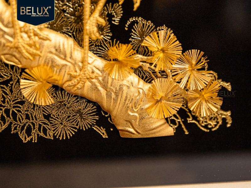 Tranh Tùng Hạc diên niên dát vàng 24k 32x25cm